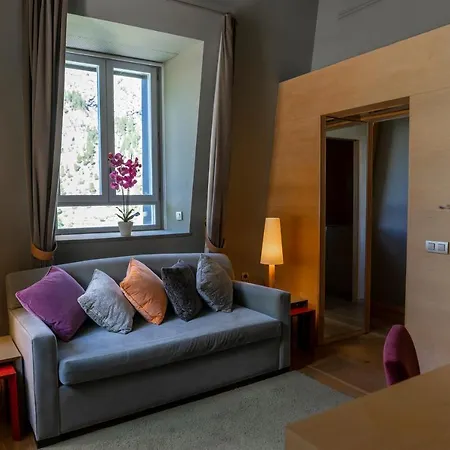 Hotel Gran – Balneario De Panticosa